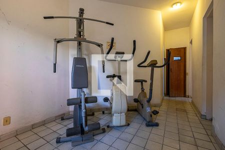 Apartamento à venda com 120m², 4 quartos e 3 vagas Apartamento à venda com 120m², 4 quartos e 3 vagasAcademia