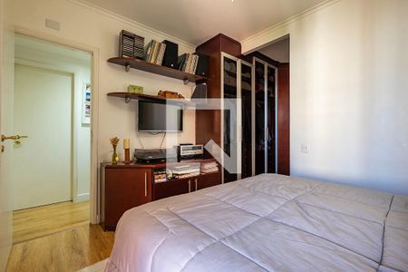 Apartamento à venda com 120m², 4 quartos e 3 vagas Apartamento à venda com 120m², 4 quartos e 3 vagasSuíte