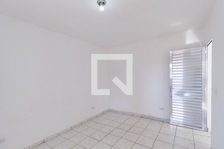 Quarto 1 de casa para alugar com 2 quartos, 80m² em Km 18, Osasco