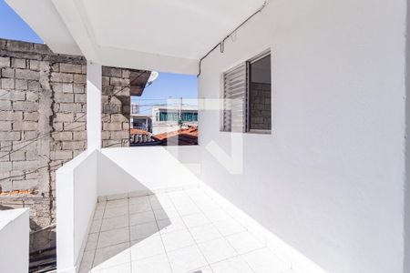 Sacada de casa para alugar com 2 quartos, 80m² em Km 18, Osasco