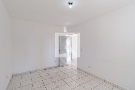 Quarto 1 de casa para alugar com 2 quartos, 80m² em Km 18, Osasco