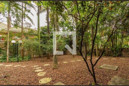 Casa de condomínio à venda com 1100m², 4 quartos e 6 vagas