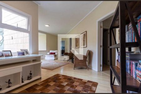 Casa de condomínio à venda com 1100m², 4 quartos e 6 vagas