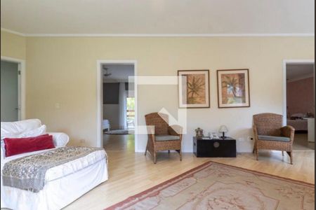 Casa de condomínio à venda com 1100m², 4 quartos e 6 vagas