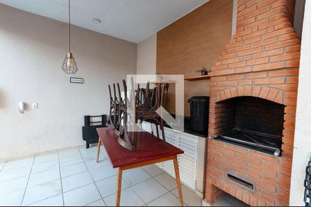 Apartamento para alugar com 42m², 2 quartos e sem vagaÁrea comum - Churrasqueira