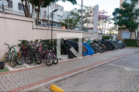 Apartamento para alugar com 42m², 2 quartos e sem vagaÁrea Comum - Bicicletário
