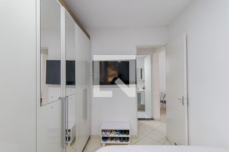 Quarto 1 de apartamento para alugar com 2 quartos, 50m² em Vila Caraguata, São Paulo