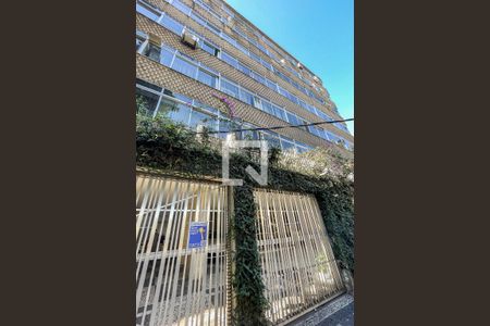 Apartamento para alugar com 140m², 3 quartos e 1 vagaFachada