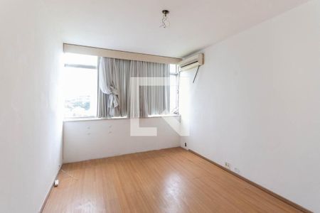 Suíte de apartamento para alugar com 3 quartos, 140m² em  Rio Comprido, Rio de Janeiro