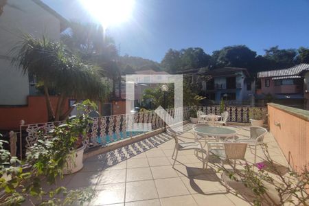 Casa de condomínio à venda com 191m², 4 quartos e 2 vagasÁrea Externa