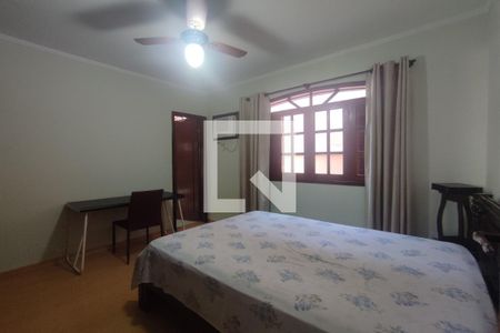 Casa de condomínio à venda com 191m², 4 quartos e 2 vagasQuarto 3