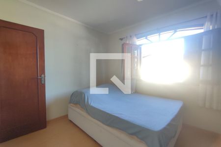 Casa de condomínio à venda com 191m², 4 quartos e 2 vagasQuarto 4