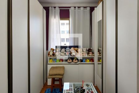 Apartamento para alugar com 140m², 3 quartos e 2 vagas Apartamento para alugar com 140m², 3 quartos e 2 vagasCloset