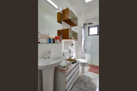 Apartamento para alugar com 140m², 3 quartos e 2 vagas Apartamento para alugar com 140m², 3 quartos e 2 vagasBanheiro