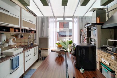 Apartamento para alugar com 140m², 3 quartos e 2 vagas Apartamento para alugar com 140m², 3 quartos e 2 vagasCozinha
