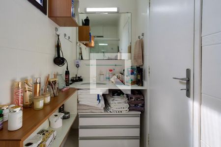 Apartamento para alugar com 140m², 3 quartos e 2 vagas Apartamento para alugar com 140m², 3 quartos e 2 vagasBanheiro da Suíte