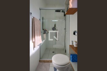 Apartamento para alugar com 140m², 3 quartos e 2 vagas Apartamento para alugar com 140m², 3 quartos e 2 vagasBanheiro da Suíte