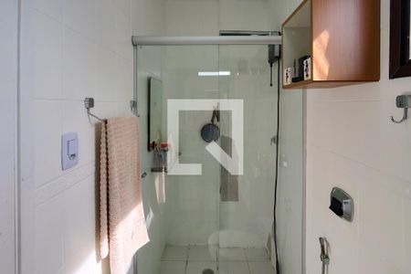 Banheiro da Suíte de apartamento para alugar com 3 quartos, 140m² em Tupi, Praia Grande