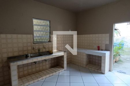 Casa para alugar com 400m², 3 quartos e 5 vagasCozinha