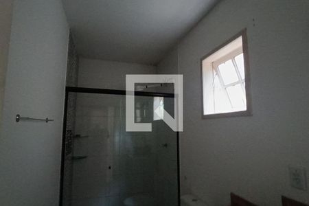 Casa para alugar com 400m², 3 quartos e 5 vagasBanheiro da Suíte 2