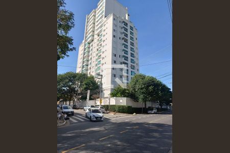 Apartamento para alugar com 60m², 2 quartos e 1 vagaFachada