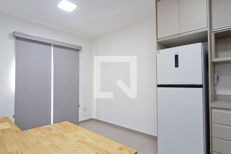 Sala/Cozinha de apartamento para alugar com 1 quarto, 37m² em Chora Menino, São Paulo