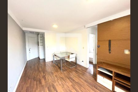 Sala de apartamento para alugar com 2 quartos, 56m² em Jardim Oriental, São Paulo