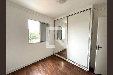 Quarto 2 de apartamento para alugar com 2 quartos, 56m² em Jardim Oriental, São Paulo