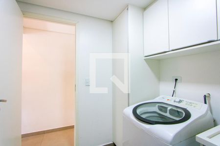 Apartamento à venda com 155m², 3 quartos e 2 vagas Apartamento à venda com 155m², 3 quartos e 2 vagasÁrea de serviço