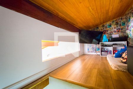 Apartamento à venda com 155m², 3 quartos e 2 vagas Apartamento à venda com 155m², 3 quartos e 2 vagasSótão