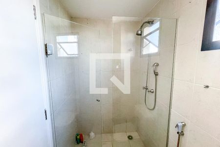 Banheiro de kitnet/studio à venda com 1 quarto, 49m² em Pinheiros, São Paulo