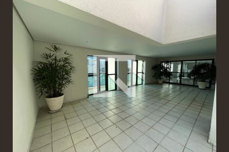 Studio à venda com 49m², 1 quarto e 1 vaga Studio à venda com 49m², 1 quarto e 1 vagaÁrea comum - Salão de festas