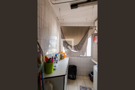 Apartamento à venda com 80m², 3 quartos e 1 vagaÁrea de Serviço