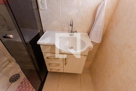 Casa à venda com 176m², 3 quartos e 4 vagas Casa à venda com 176m², 3 quartos e 4 vagasPia Banheiro