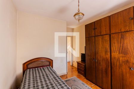 Casa à venda com 176m², 3 quartos e 4 vagas Casa à venda com 176m², 3 quartos e 4 vagasQuarto 2