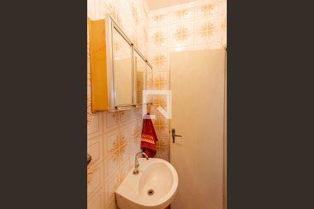 Casa à venda com 176m², 3 quartos e 4 vagas Casa à venda com 176m², 3 quartos e 4 vagasBanheiro de Serviço