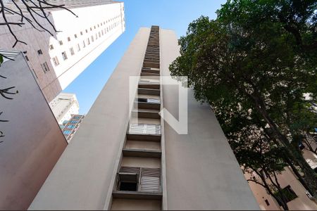 Apartamento à venda com 90m², 2 quartos e 1 vaga Apartamento à venda com 90m², 2 quartos e 1 vagaFachada