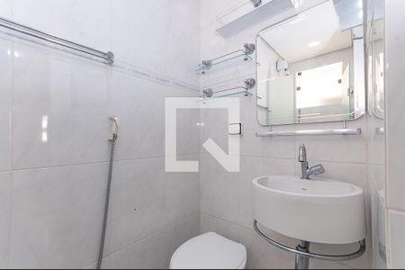 Apartamento à venda com 90m², 2 quartos e 1 vaga Apartamento à venda com 90m², 2 quartos e 1 vagaBanheiro do quarto 1 Suíte