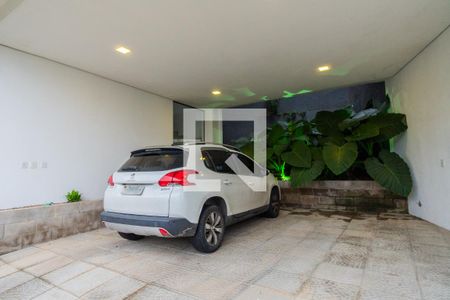 Casa de condomínio à venda com 287m², 3 quartos e 4 vagas Casa de condomínio à venda com 287m², 3 quartos e 4 vagasGaragem