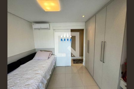 Apartamento à venda com 140m², 3 quartos e 2 vagasFoto 01
