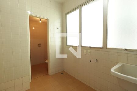 Apartamento para alugar com 102m², 3 quartos e 1 vagaÁrea de Serviço 