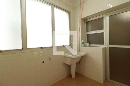 Apartamento para alugar com 102m², 3 quartos e 1 vagaÁrea de Serviço 