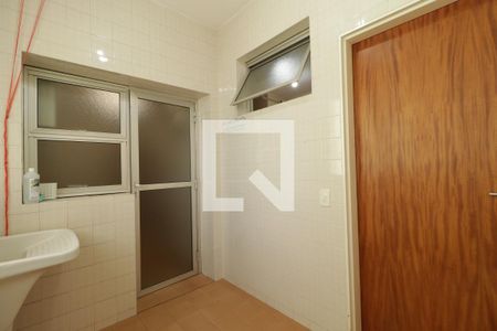Apartamento para alugar com 102m², 3 quartos e 1 vagaÁrea de Serviço 