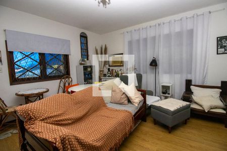 Casa de condomínio à venda com 160m², 2 quartos e 2 vagas Casa de condomínio à venda com 160m², 2 quartos e 2 vagasSala