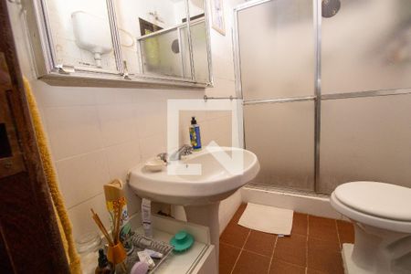 Casa de condomínio à venda com 160m², 2 quartos e 2 vagas Casa de condomínio à venda com 160m², 2 quartos e 2 vagasBanheiro