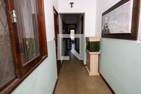 Casa de condomínio à venda com 160m², 2 quartos e 2 vagas Casa de condomínio à venda com 160m², 2 quartos e 2 vagasCorredor