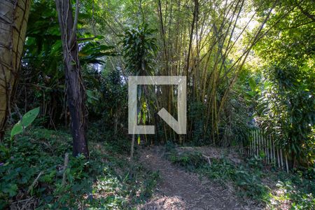 Casa de condomínio à venda com 160m², 2 quartos e 2 vagas Casa de condomínio à venda com 160m², 2 quartos e 2 vagasQuintal