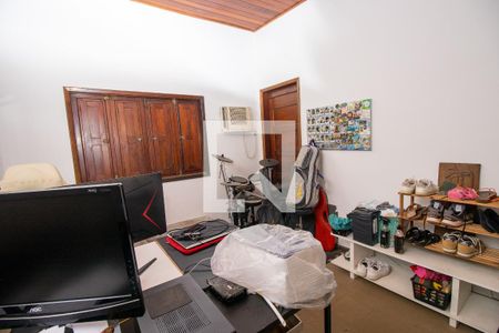 Casa de condomínio à venda com 160m², 2 quartos e 2 vagas Casa de condomínio à venda com 160m², 2 quartos e 2 vagasQuarto 1