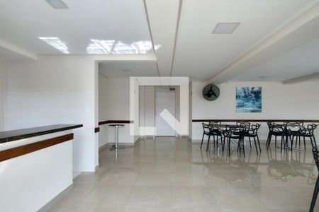 Apartamento para alugar com 77m², 2 quartos e 1 vagaÁrea comum - Salão de festas