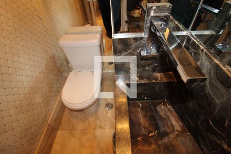 Apartamento à venda com 321m², 4 quartos e 6 vagasLavabo